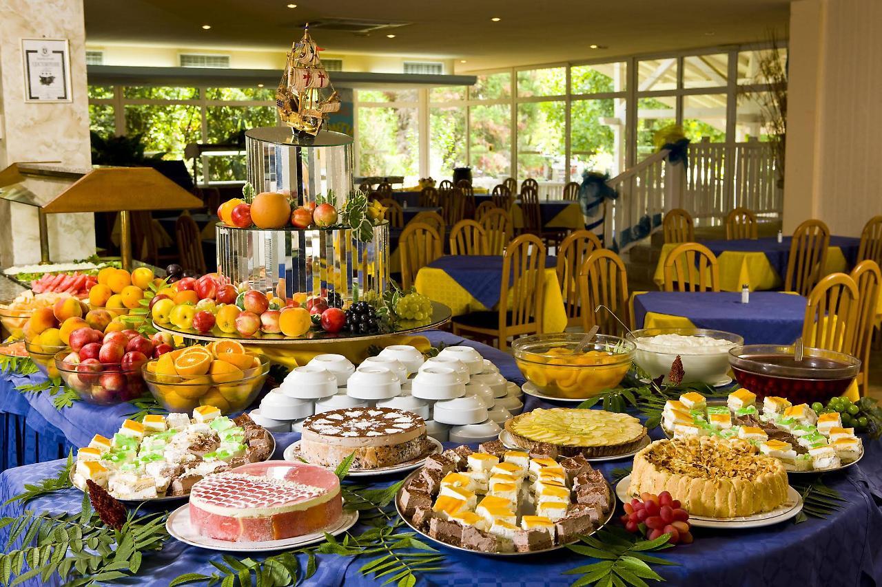 Hotel Oasis Albena Eksteriør bilde