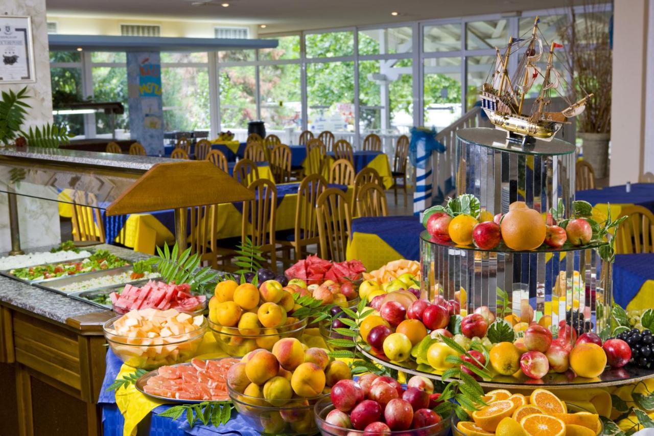 Hotel Oasis Albena Eksteriør bilde
